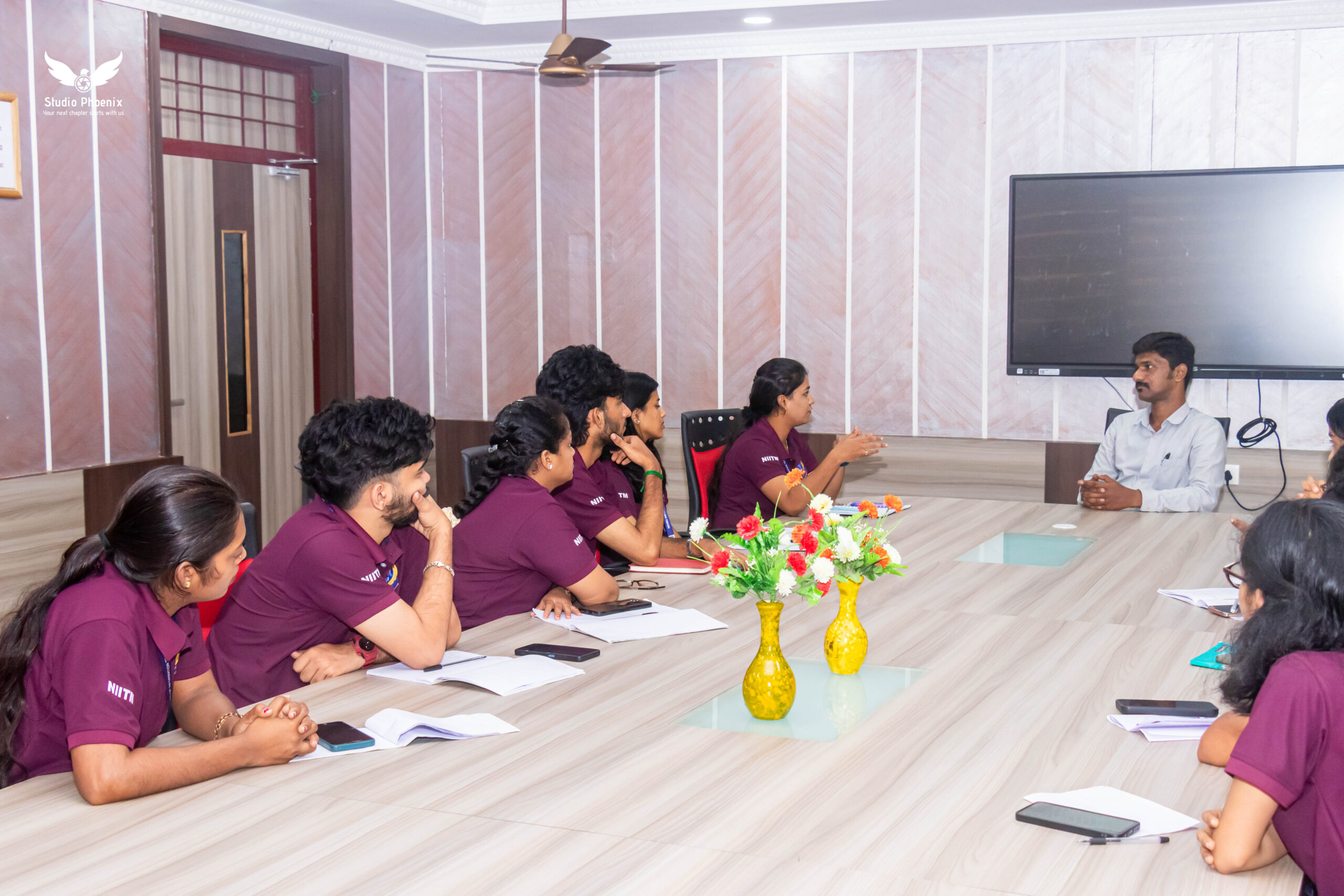 Paul - Nehru Tech-270